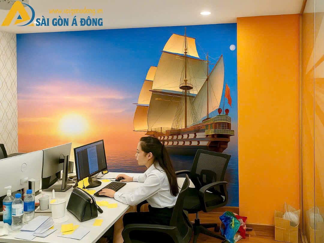 Tranh dán tường thuyền buồm cho văn phòng nhân viên